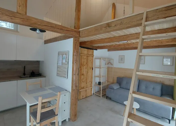 Lucany Nad Nisou 804 Appartement *